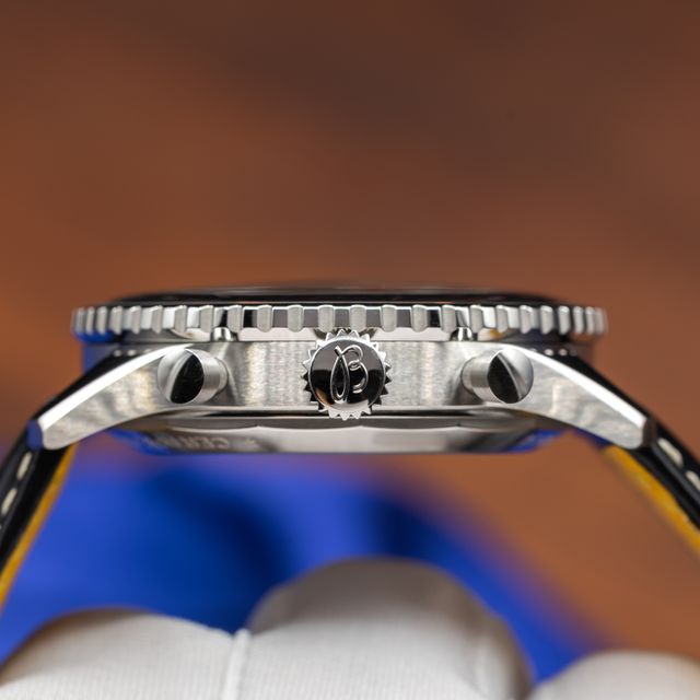 Breitling Navitimer B01 Chronograph 43 AB0138 Image 2